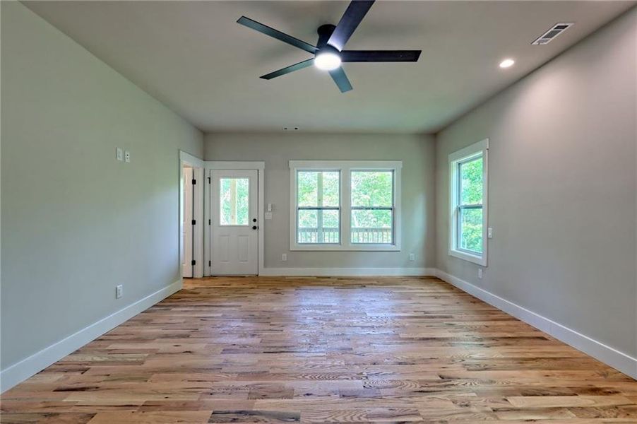 Spacious, unfurnished interior of a new home in , Clayton (Image 100).