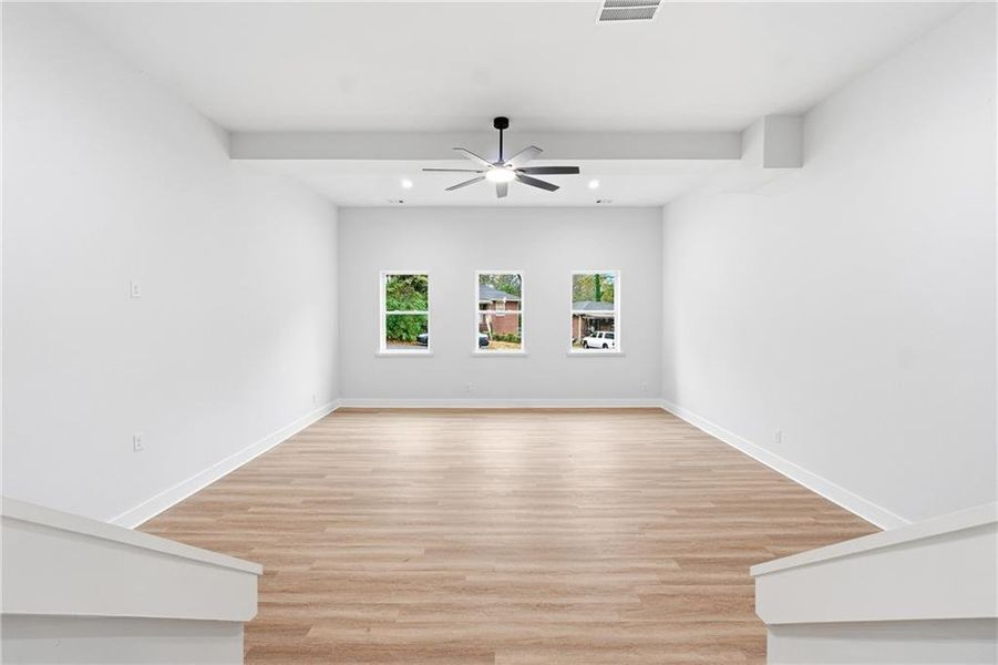 Spacious, unfurnished interior of a new home in , Atlanta (Image 19).