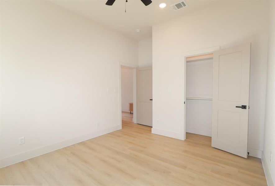 Spacious, unfurnished interior of a new home in , Fort Worth (Image 19). Spacious, unfurnished interior of a new home in , Fort Worth (Image 19).