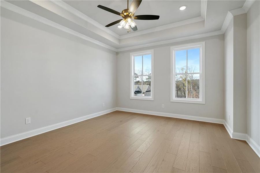 Spacious, unfurnished interior of a new home in Ward's Crossing Townhomes, Johns Creek (Image 19).