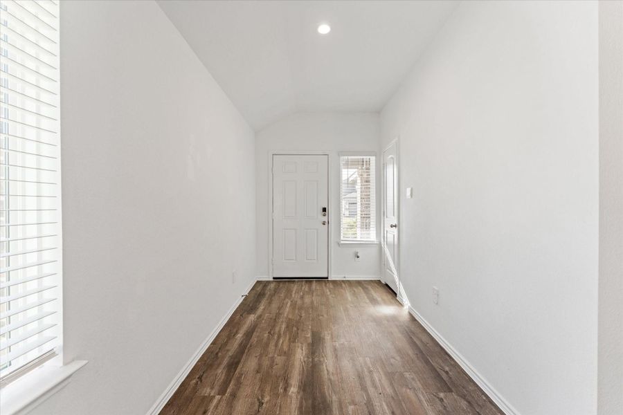 Spacious, unfurnished interior of a new home in , Spring (Image 16). Spacious, unfurnished interior of a new home in , Spring (Image 16).