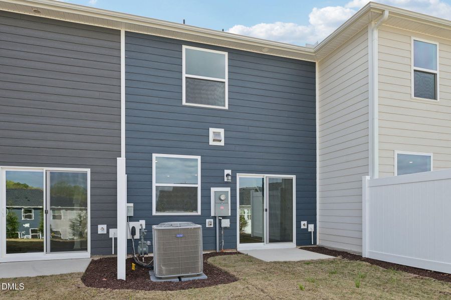 29-web-or-mls-2027 Oakdale Dr-S3103-029