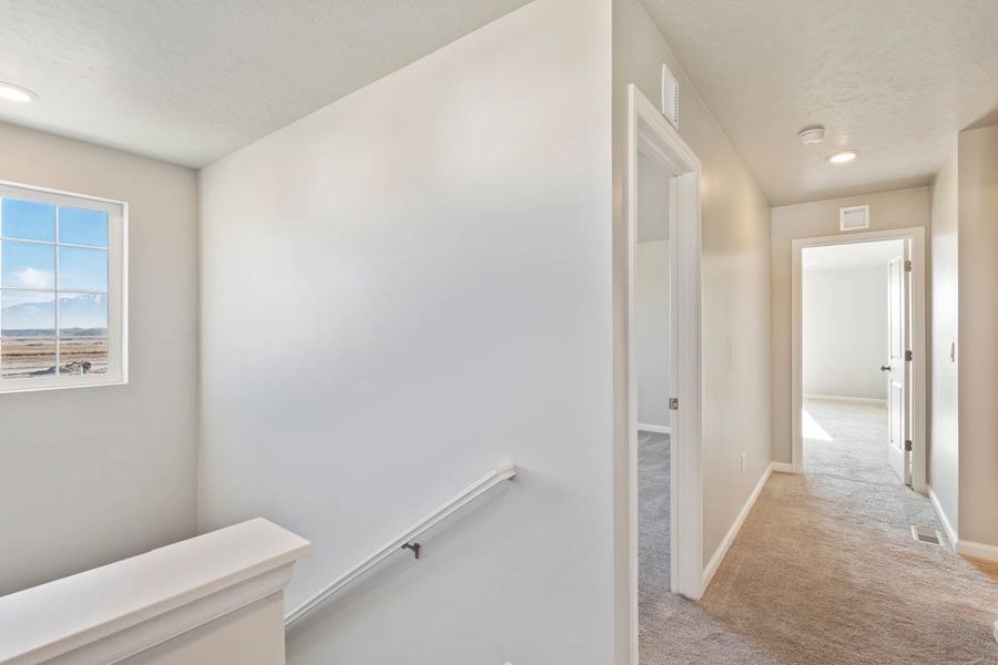 Spacious, unfurnished interior of a new home in Sky Ranch, Watkins (Image 22). Spacious, unfurnished interior of a new home in Sky Ranch, Watkins (Image 22).