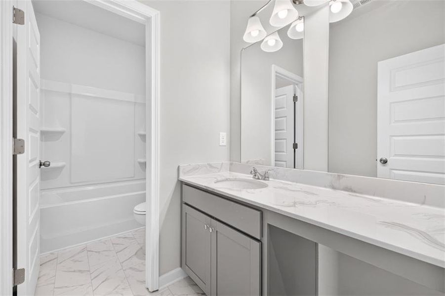 Furnished interior view inside a new home in Oakmont, Dallas (Image 13).