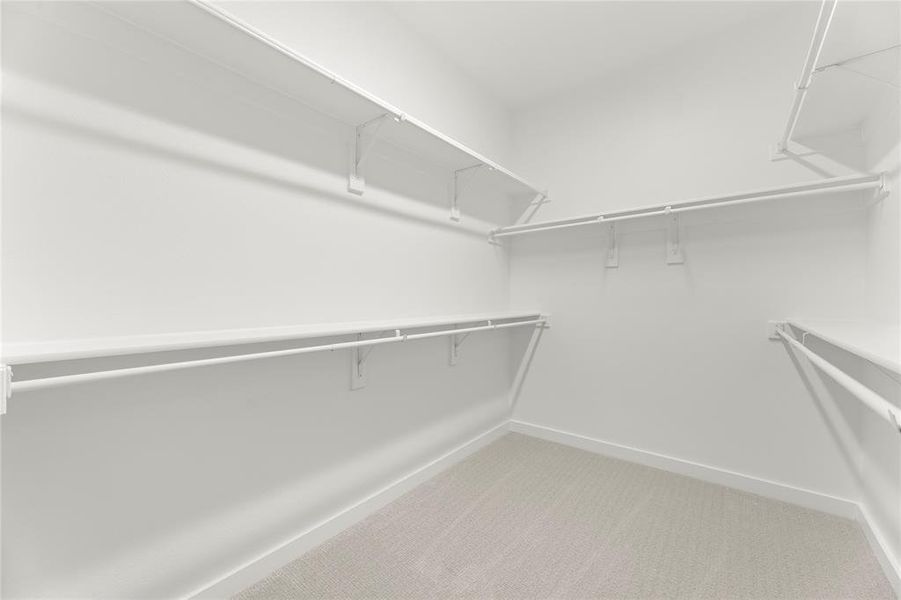 Spacious, unfurnished interior of a new home in Ten Mile Creek, Celina (Image 19).