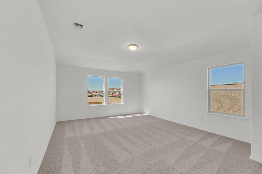 Spacious, unfurnished interior of a new home in Salerno - Heritage Collection, Round Rock (Image 29).