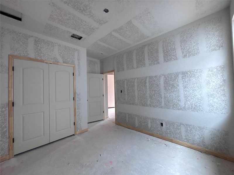 Spacious, unfurnished interior of a new home in The Colony 50s, Bastrop (Image 20). Spacious, unfurnished interior of a new home in The Colony 50s, Bastrop (Image 20).