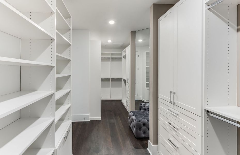 Representative furnished interior of a home built from the Sanibel by DiVosta in Orchid Isles, Palm Beach Gardens (Image 7).