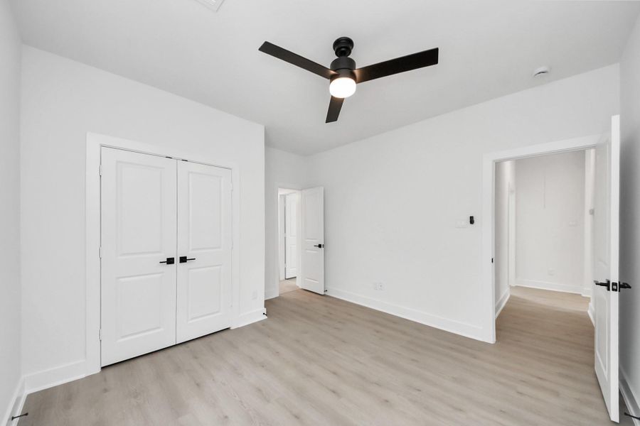 Spacious, unfurnished interior of a new home in , Houston (Image 20).