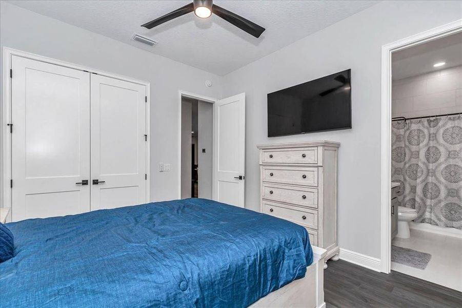 Furnished interior view inside a new home in , Williston (Image 7).