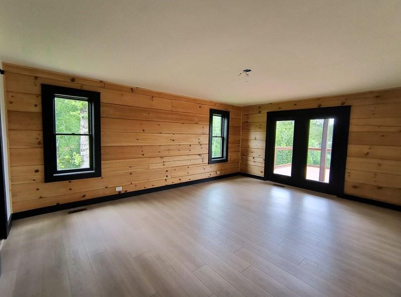 Image 40 of a home in .