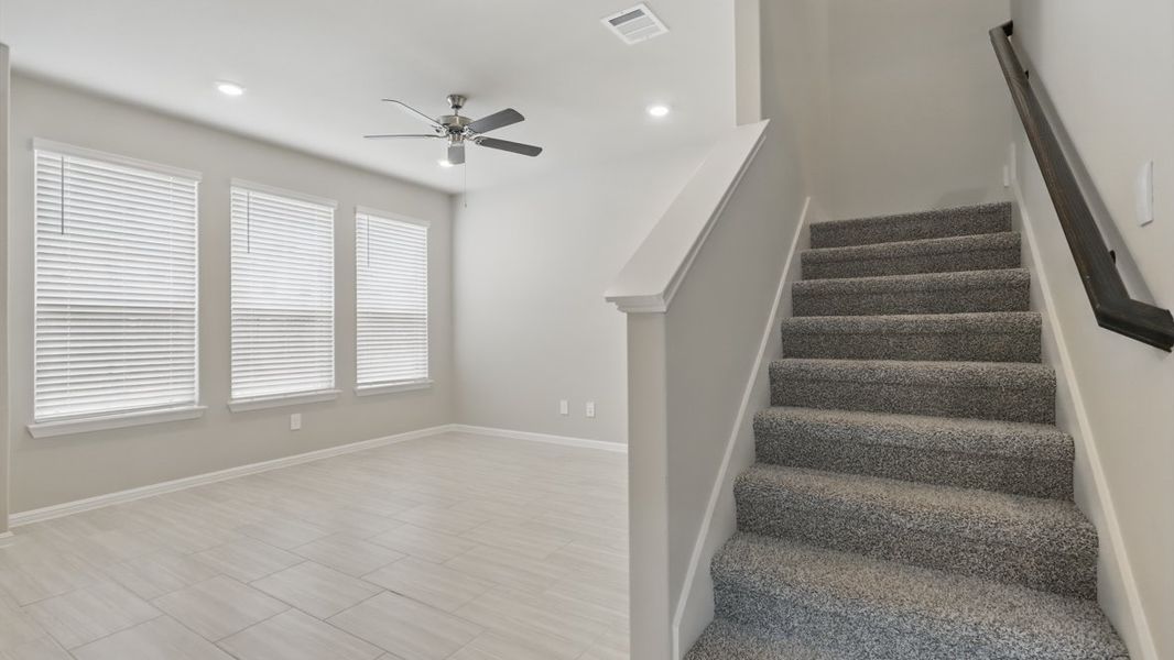 Spacious, unfurnished interior of a new home in Orchard Village, Fort Worth (Image 26).