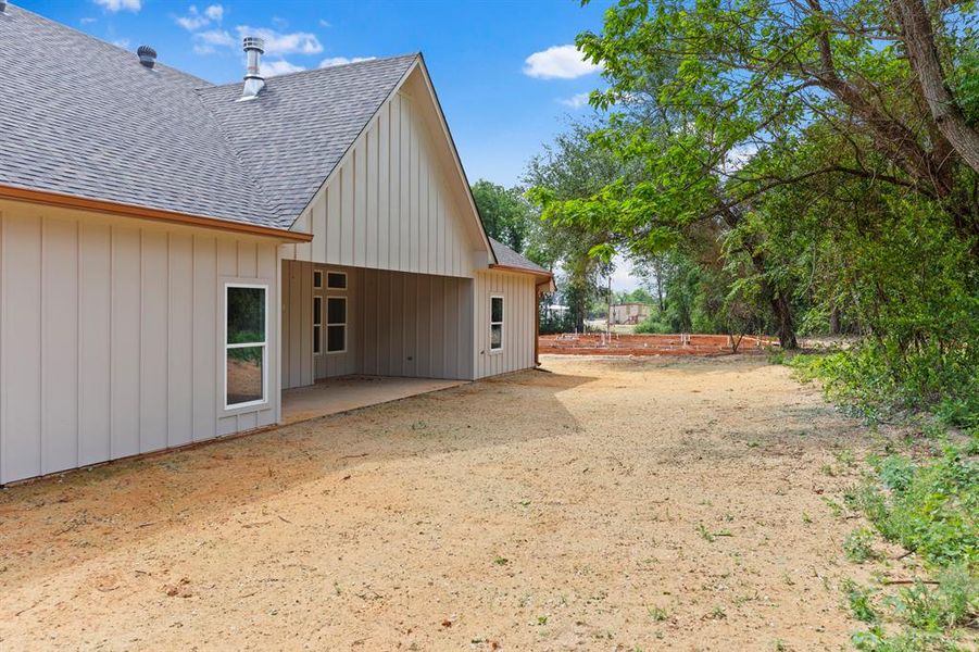 Exterior details and patio area of a home in , Lindale (Image 3).