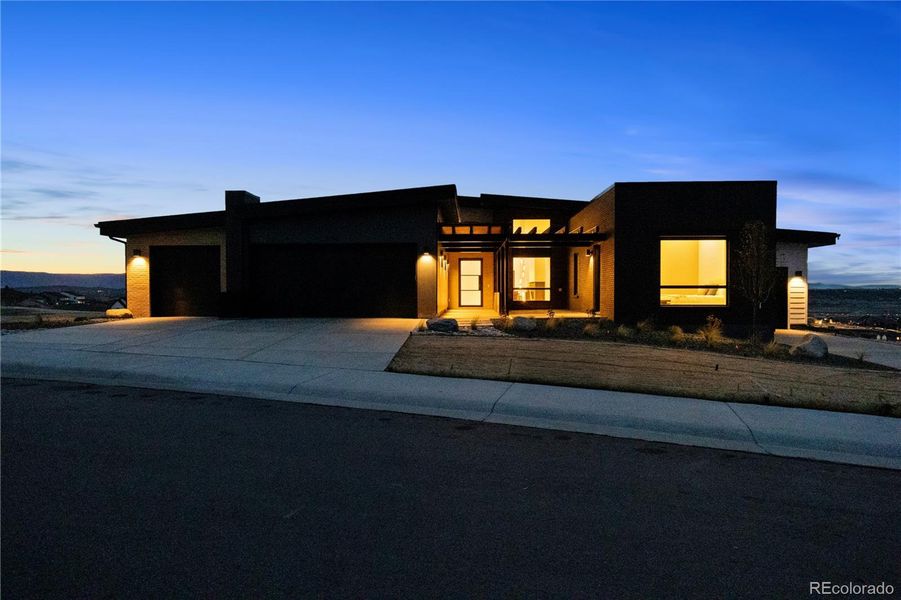 Image 41 of a home in Signature at Crystal Valley.