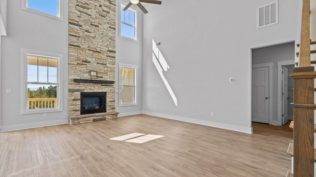 Furnished interior view inside a new home in Wells Crossing, Seneca (Image 9).