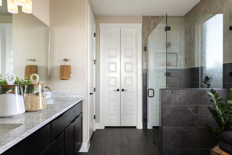 Representative furnished interior of a home built from the Skyview by Tri Pointe Homes in Terrace Collection at Heritage, Dripping Springs (Image 32).
