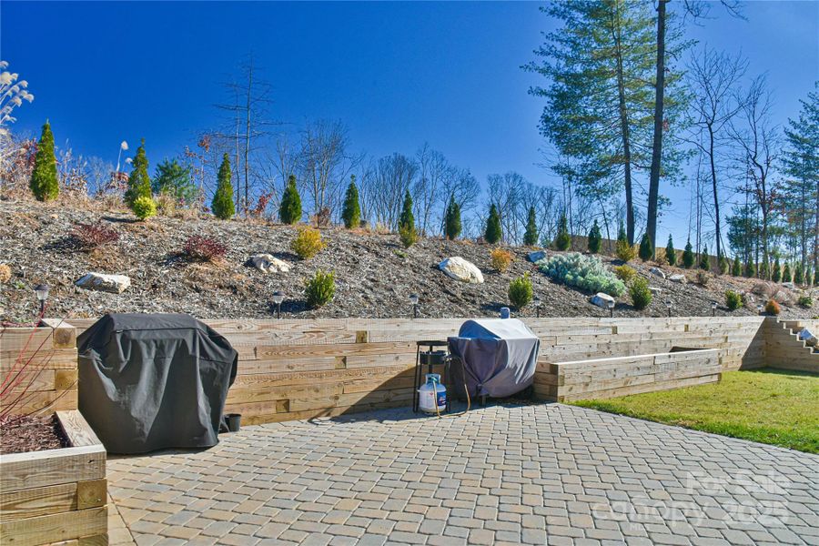 Image 43 of a home in . Image 43 of a home in .