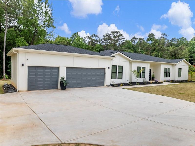 586 Cook Dr, Ellenwood, GA 30294 - New Construction Home