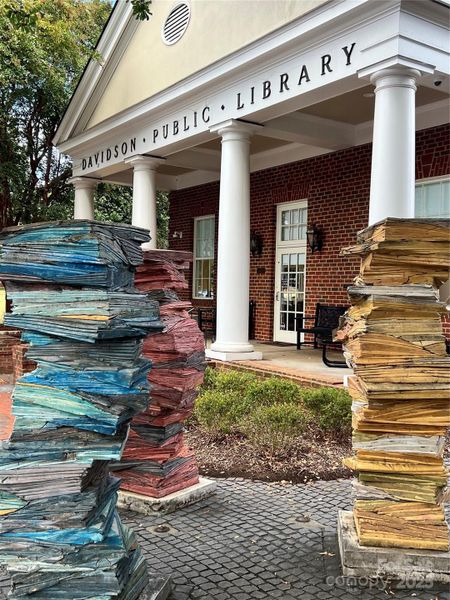 Image 9 of a home in .