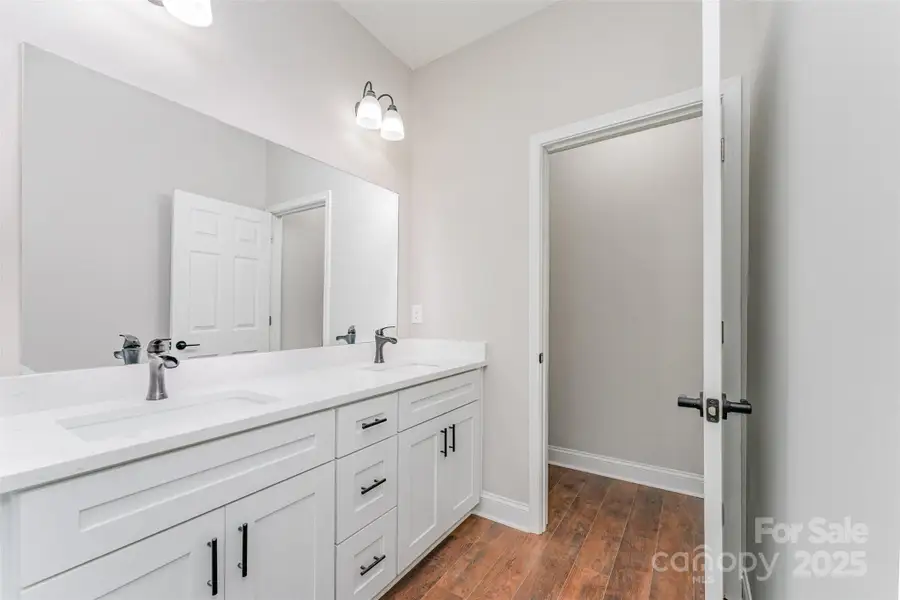 Furnished interior view inside a new home in , Gastonia (Image 15).
