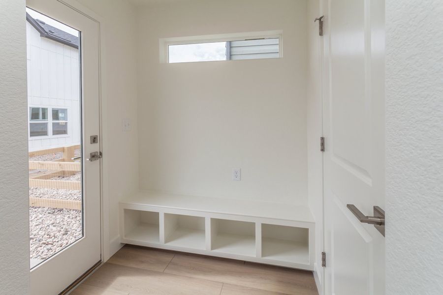 Spacious, unfurnished interior of a new home in Bloom, Fort Collins (Image 25).