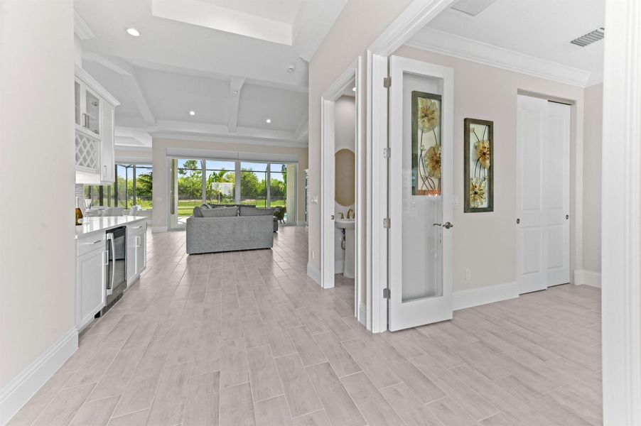 Spacious, unfurnished interior of a new home in Belterra, Port St. Lucie (Image 23).