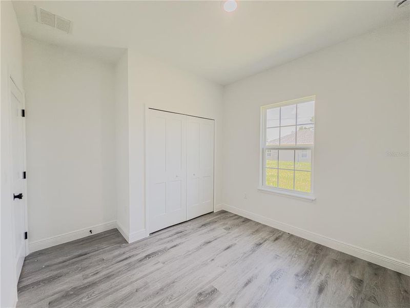 Spacious, unfurnished interior of a new home in , Ocala (Image 47).