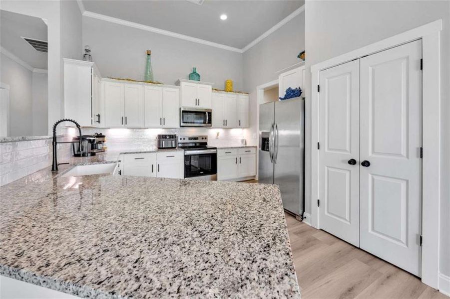 Furnished interior view inside a new home in , Monroe (Image 17).