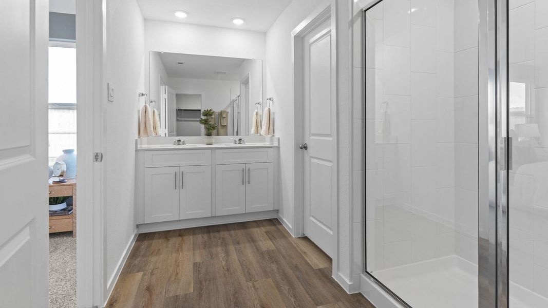 *Images and 3D tour are for illustration only and options may vary from home as built. *Images and 3D tour are for illustration only and options may vary from home as built.