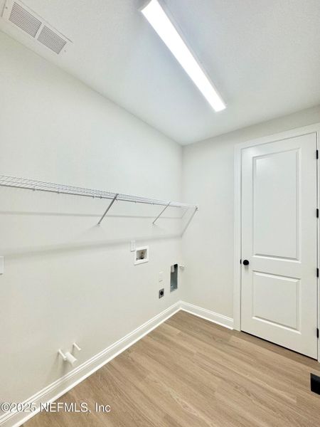 Image 23 of a home in .