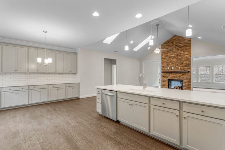 Representative furnished interior of a home built from the Ellington by Keystone Homes NC in Weybridge, Burlington (Image 10).