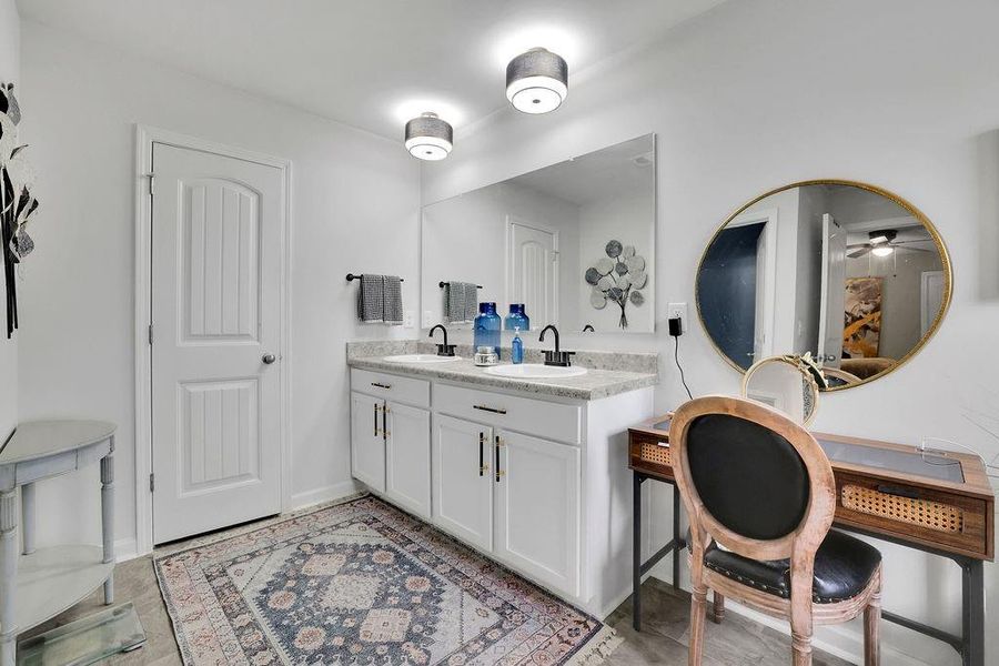 Furnished interior view inside a new home in , Dawsonville (Image 7).