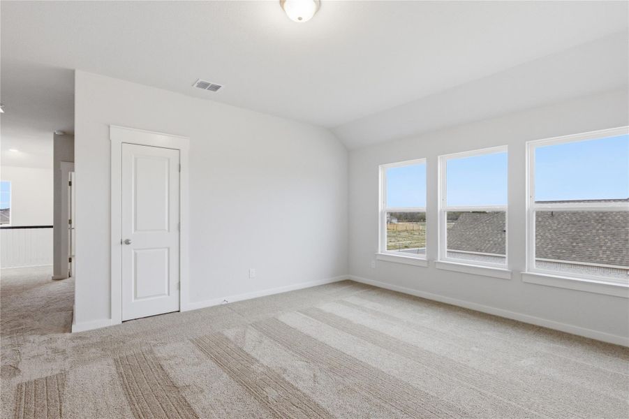 Spacious, unfurnished interior of a new home in Infinity Square, Kyle (Image 18).