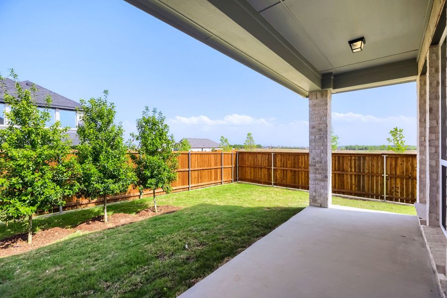 4302 Blackberry - Patio