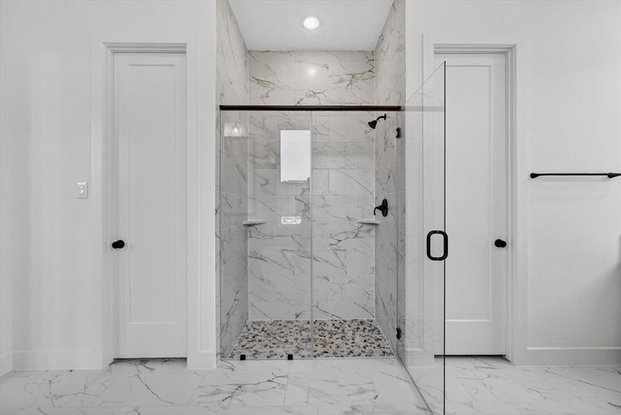 Furnished interior view inside a new home in Quail Hollow, Rockwall (Image 6).
