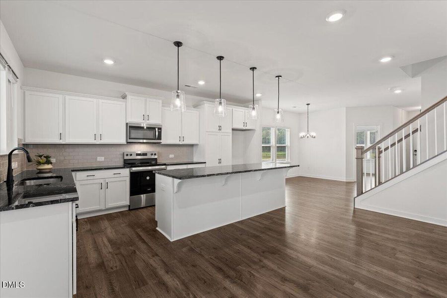 Kitchen and Dinning Kitchen and Dinning