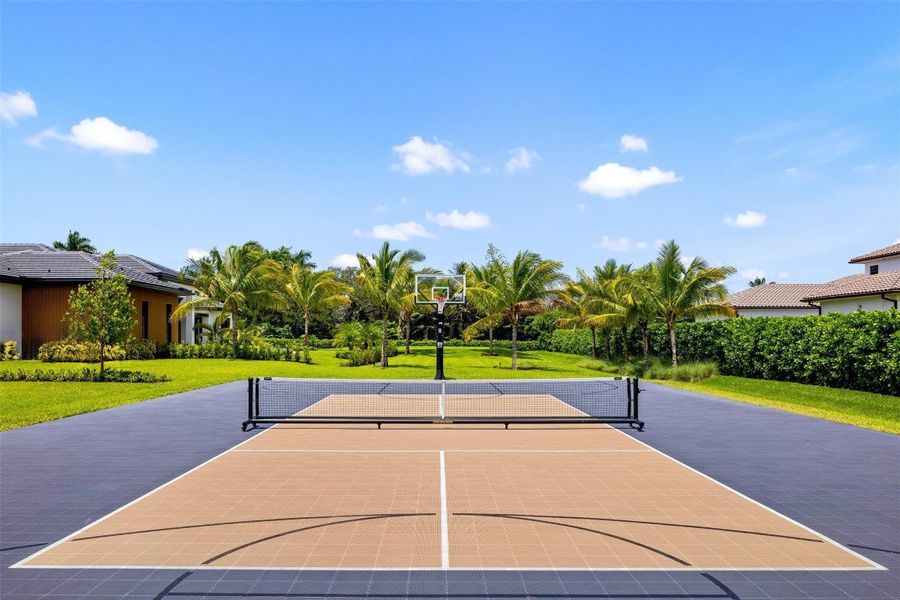 Basketball/Pickle Ball