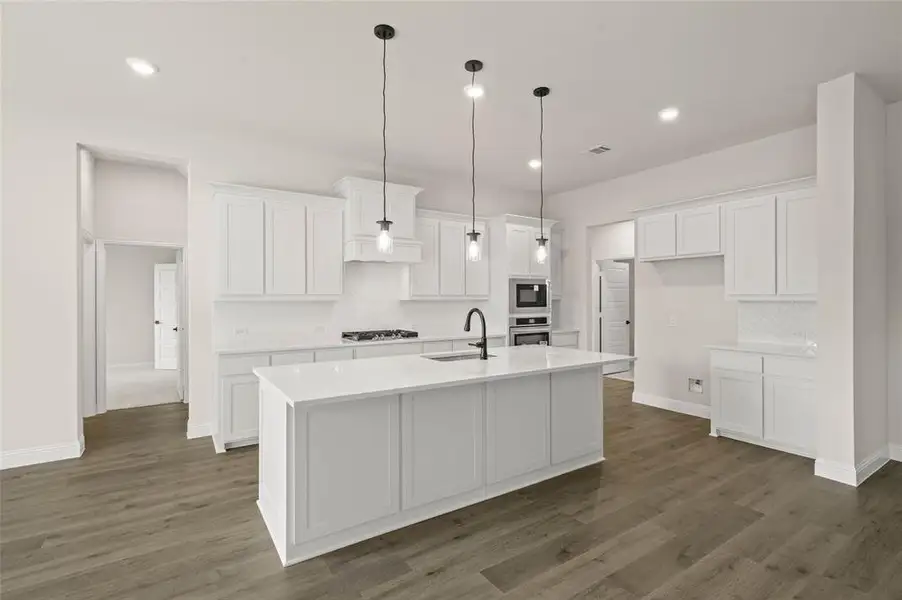 951 Richard Pittmon- Kitchen-1 951 Richard Pittmon- Kitchen-1