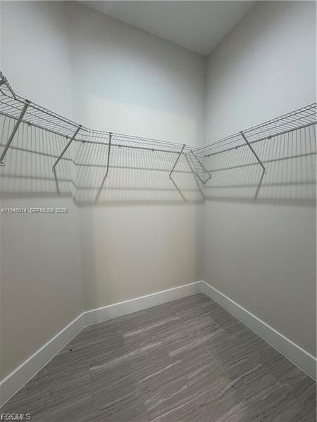 Spacious, unfurnished interior of a new home in , Lehigh Acres (Image 19).