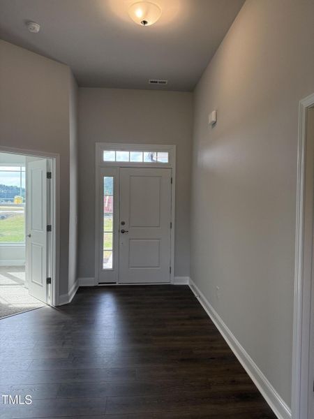 Foyer/Entryway