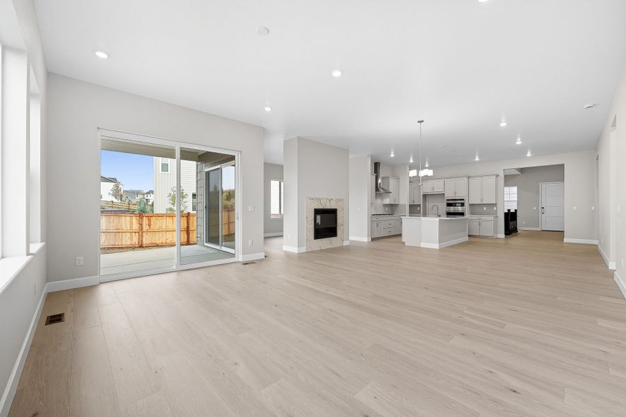 Spacious, unfurnished interior of a new home in Trailstone Destination Collection, Arvada (Image 13).
