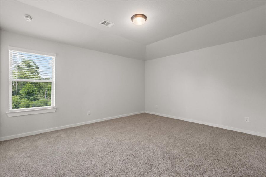 Spacious, unfurnished interior of a new home in Crosby Farms, Crosby (Image 16).