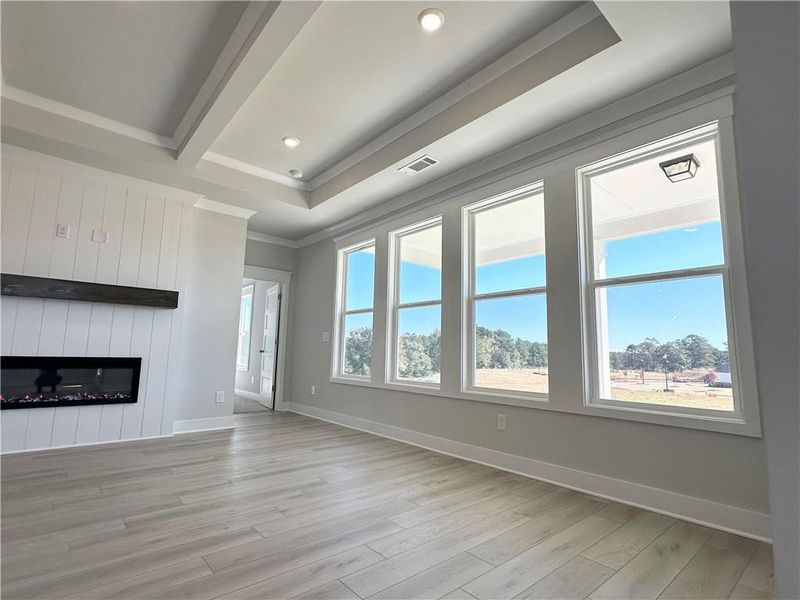 Spacious, unfurnished interior of a new home in Summerlin, Winder (Image 112).