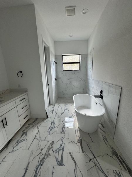 Image 41 of a home in .