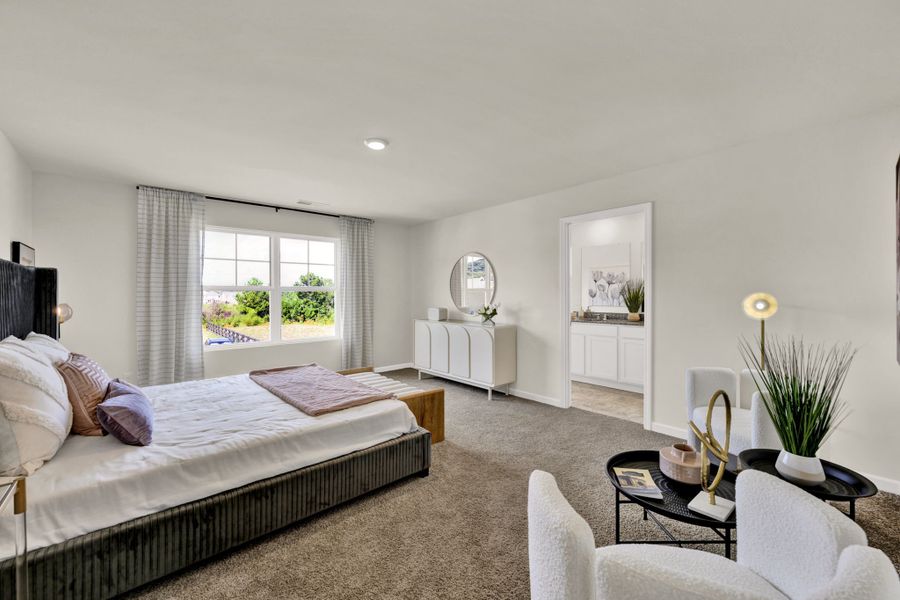 Representative furnished interior of a home built from the Darwin by D.R. Horton in Johnson Farms, Greeneville (Image 22).