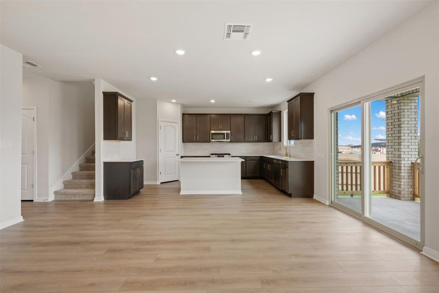 Representative images and renderings are for illustrative purposes. Actual structural options and design finishes of home may vary. Representative images and renderings are for illustrative purposes. Actual structural options and design finishes of home may vary.