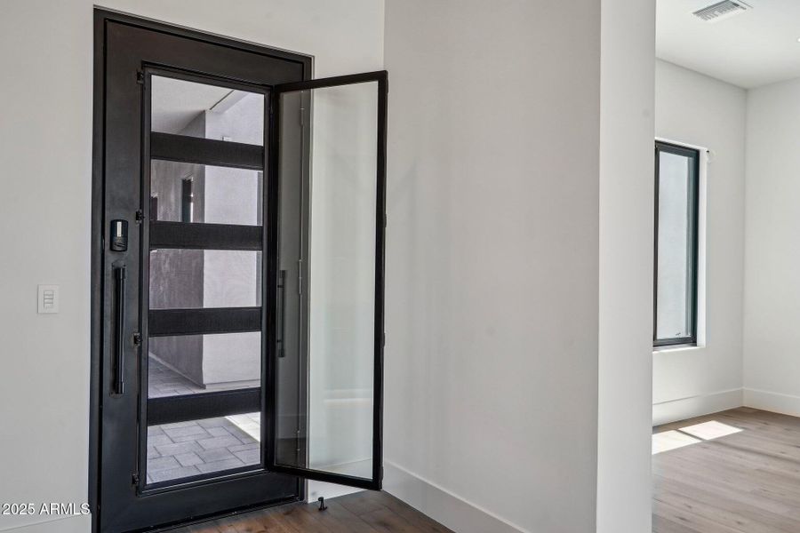 12-web-or-mls-E Buckskin Trail-1105-012