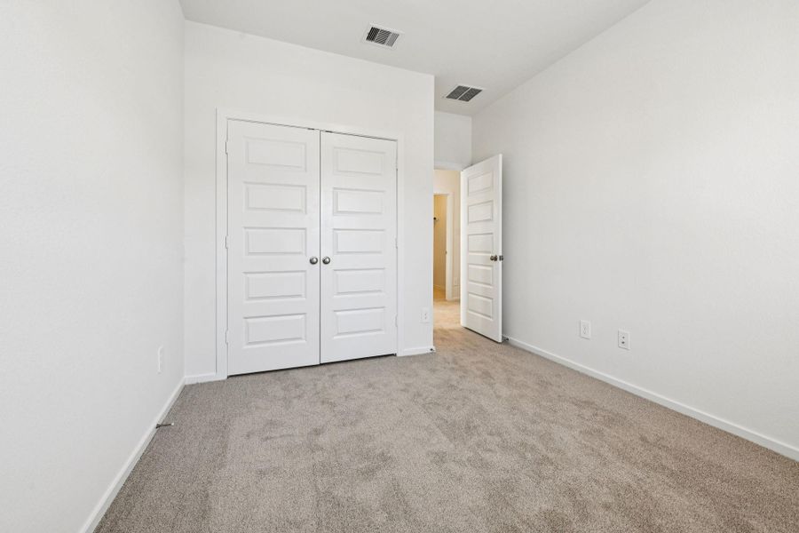 Spacious, unfurnished interior of a new home in Kemah Crossing - City Series, Kemah (Image 19). Spacious, unfurnished interior of a new home in Kemah Crossing - City Series, Kemah (Image 19).