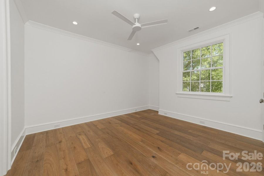 Spacious, unfurnished interior of a new home in , Davidson (Image 21).
