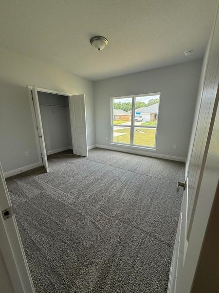 Spacious, unfurnished interior of a new home in Ashton View, Crestview (Image 14).